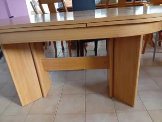 Mesa de comedor extensible madera