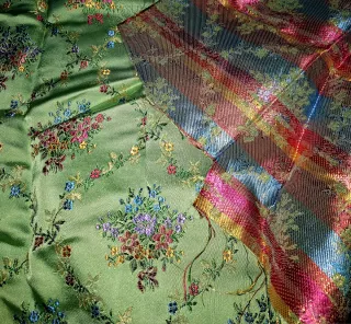 Tela fallera niña verde floral