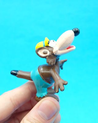 Figura PVC Resbaladizo de El Patito Feo