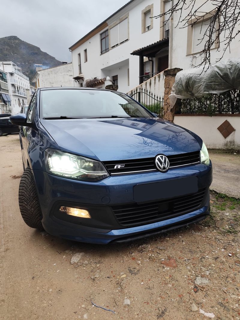 Volkswagen Polo 2017 - foto 1
