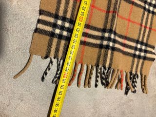 Bufanda Burberry Beige Novacheck Old Money