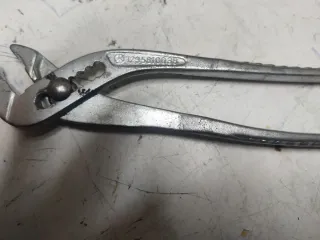 Kit Herramientas Mercedes-Benz 86 081 0018