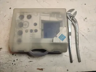 Kit Herramientas Mercedes-Benz 86 081 0018