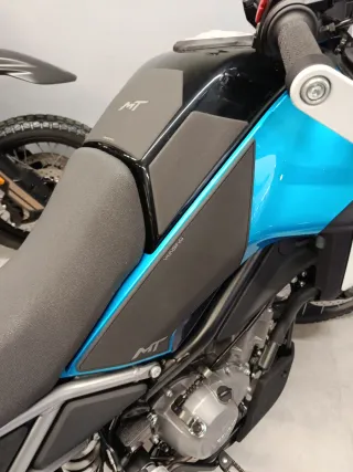 CF Moto 450 MT Adventure Moto
