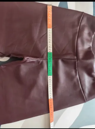 Legging térmico Calzedonia color burdeos