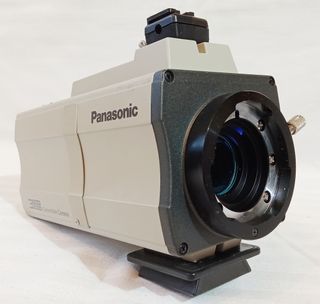 ENVIO24H CAMARA DE ESTUDIO Y CONVERTIBLE PANASONIC