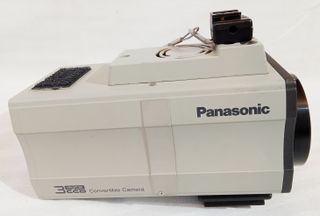 ENVIO24H CAMARA DE ESTUDIO Y CONVERTIBLE PANASONIC