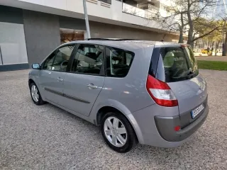 Renault Grand Scenic 2005
