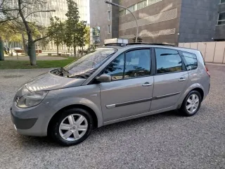 Renault Grand Scenic 2005