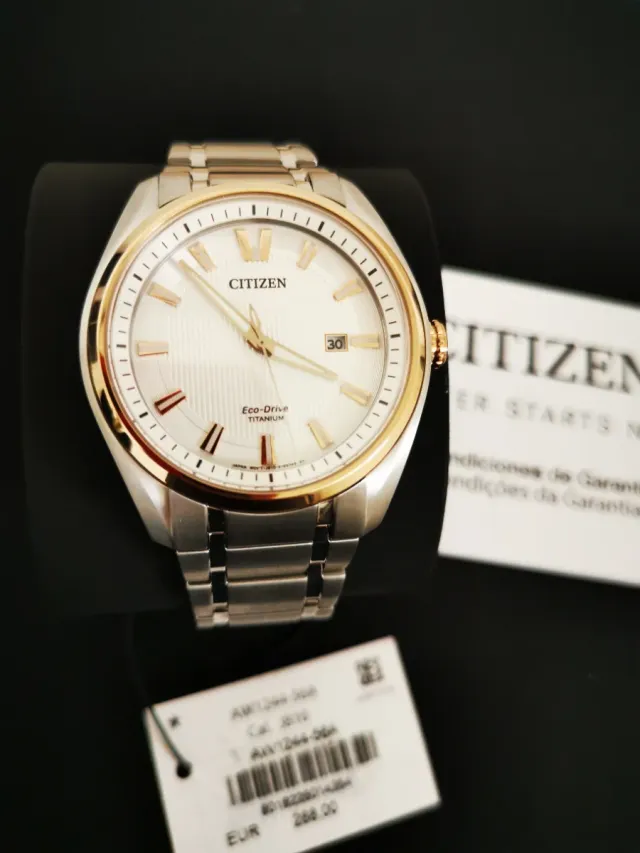 Reloj Citizen Eco-Drive Super Titanium Dorado