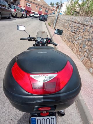 Honda CBF 500 Naked Roja