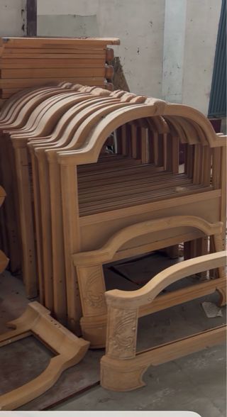 Cabeceros y pies de cama de madera