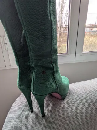 Botas altas piel tacón plataforma