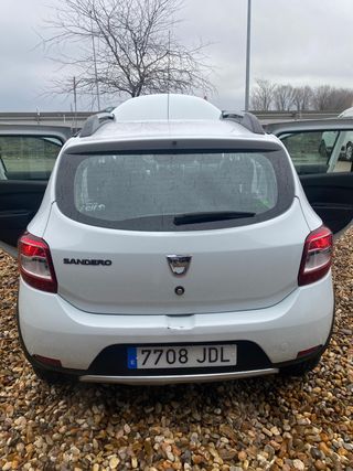 Dacia Sandero 2015