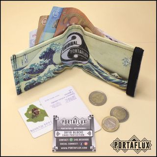 Portafoglio Slim Mollaflux La Grande Onda Hokusai