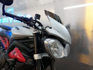 TRIUMPH STREET TRIPLE 675 RX - 2015