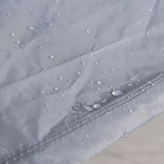 Gallinero metálico con cubierta impermeable