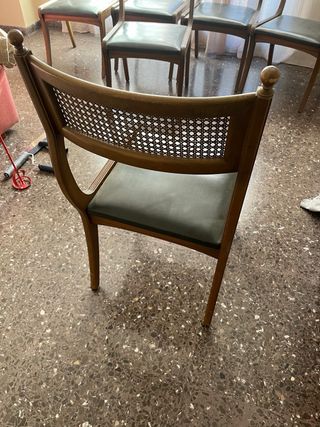Conjunto 6 Sillas Madera y Cuero.