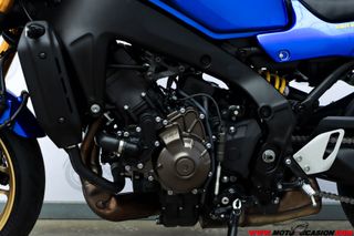 YAMAHA XSR 900