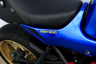 YAMAHA XSR 900