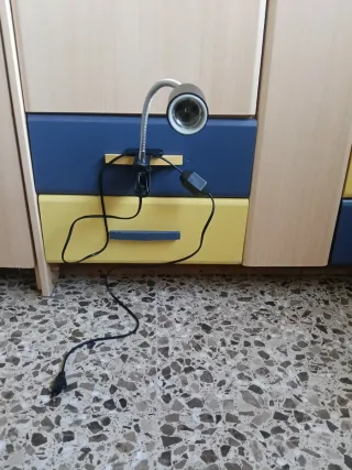 Foco para reptiles flexible con pinza