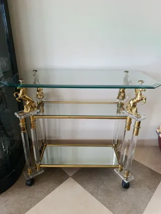 Carrello bar con piano in vetro e metacrilato