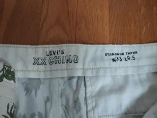 Levi's Pantalón Corto Estampado Vegetal