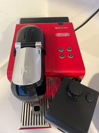 Cafetera Nespresso De’Longhi Lattissima Plus EN520