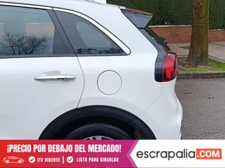 Kia Niro 1.6 GDi PHEV 104kW (141CV) Drive