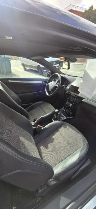 Opel Astra 2007 150cv POSIBILIDAD DE FINANCIACIÓN