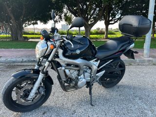 Yamaha FZ6 Fazer 600 Naked