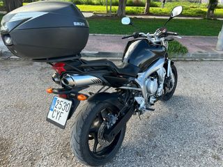 Yamaha FZ6 Fazer 600 Naked