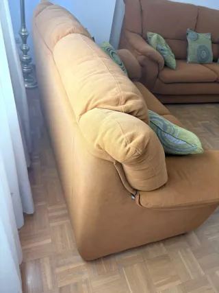 Juego 2 sofás tela marrón