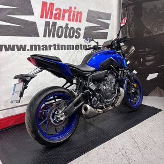 YAMAHA MT-07