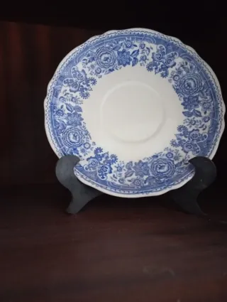 Plato decorativo azul floral