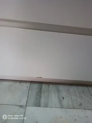 Cómoda Ikea Blanca con Defecto