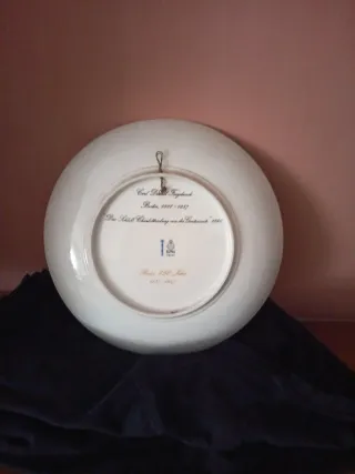 Plato decorativo antiguo