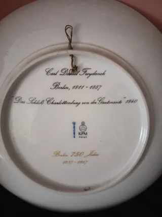 Plato decorativo antiguo