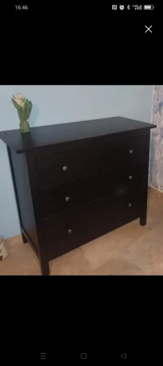 Cómoda de 3 cajones de madera