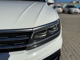 Volkswagen Tiguan R- LINE (150CV) 2017