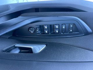 Peugeot 308 BlueHDi 130 cv. -Av. Motor- 11.500€