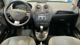 Ford Fiesta 1.4TDCI AMBIENTE 70 CV