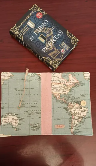 Forro para libro mapa del mundo