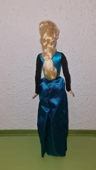 Muñeca Elsa de Frozen