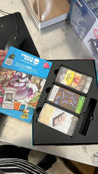 - Asmodée-Cowboys espaciales Unlock Heroic Adven