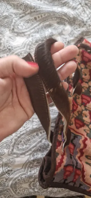 Bolso de mano tejido artesanal