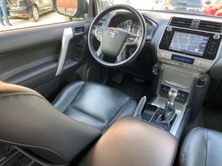 Toyota Land Cruiser 2018