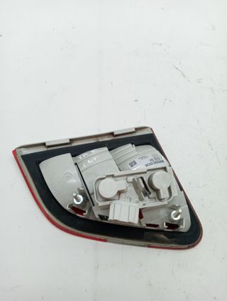 PILOTO TRASERO IZQUIERDO INTERIOR MERCEDES-BENZ CLASE B (W24