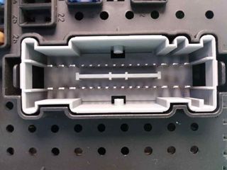 CAJA RELES / FUSIBLES VOLVO S60 BERLINA (3)