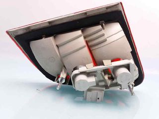 PILOTO TRASERO IZQUIERDO MERCEDES-BENZ CLASE B (W245) (4)